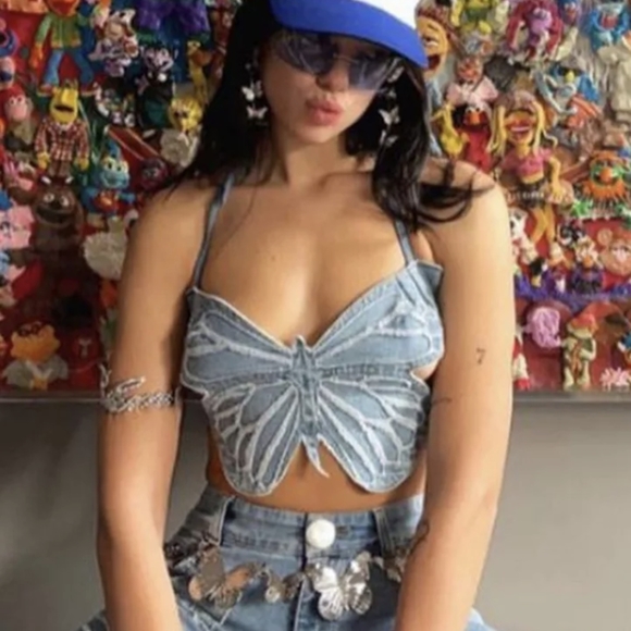 NWT SUMMER BUTTERFLY CROP TOP S: SMALL-MEDIUM - Picture 11 of 13